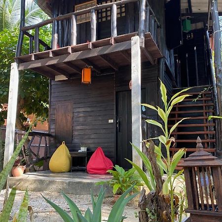 Leaf House Bungalows Sha Plus Approved Koh Lanta Exterior photo