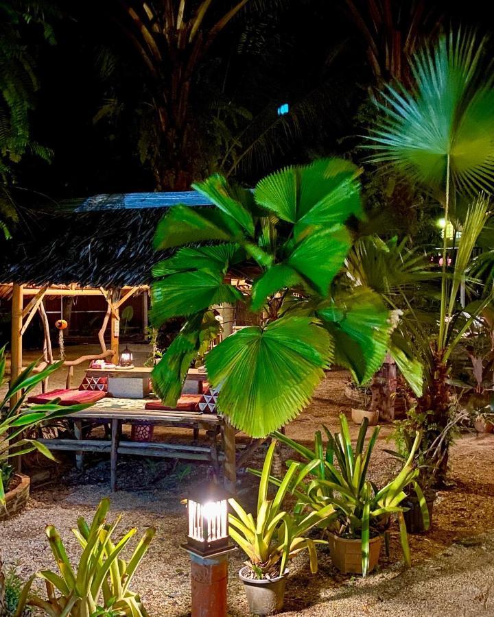 Leaf House Bungalows Sha Plus Approved Koh Lanta Exterior photo