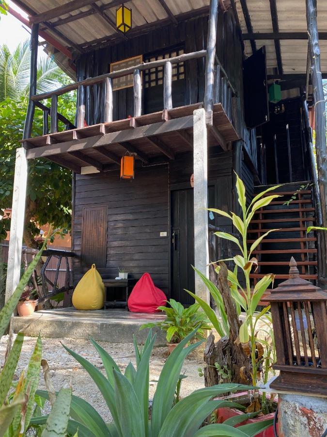 Leaf House Bungalows Sha Plus Approved Koh Lanta Exterior photo